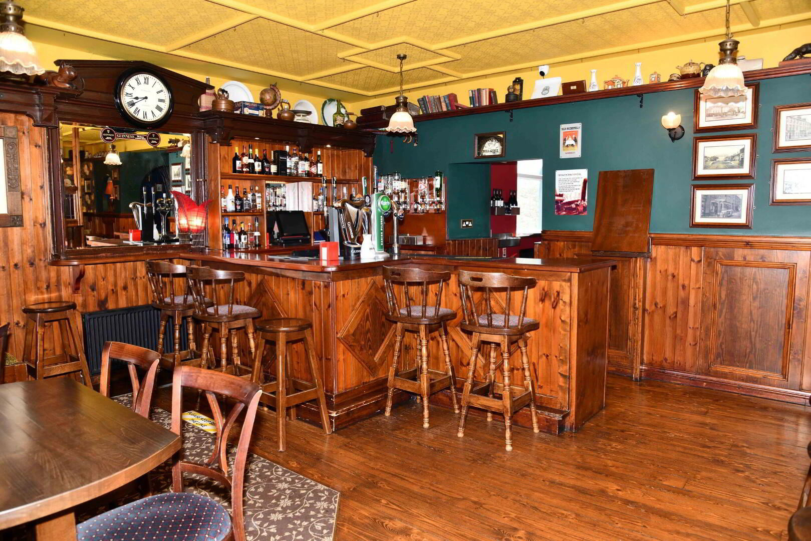 Finn's Bar & Restaurant 31 of 88