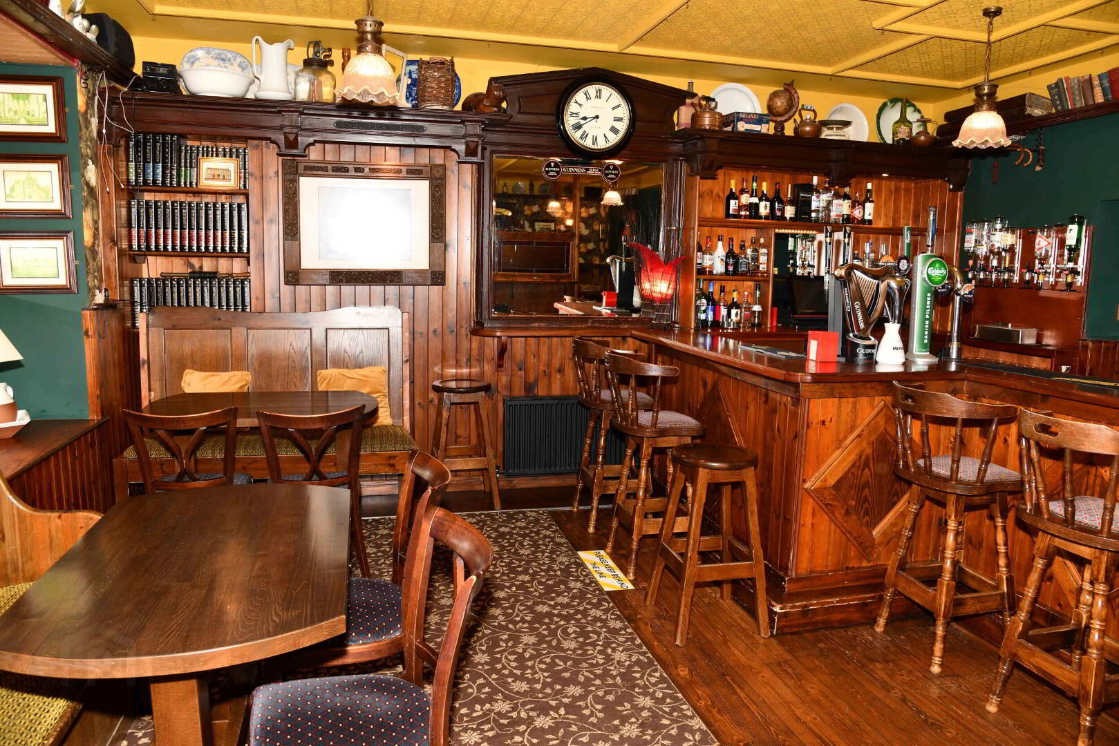 Finn's Bar & Restaurant 36 of 88