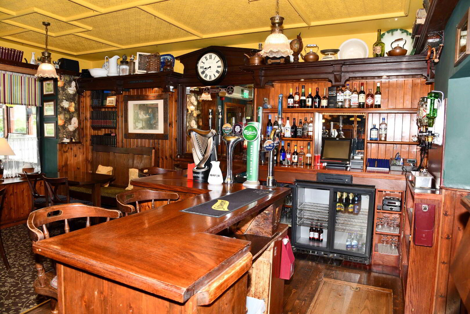 Finn's Bar & Restaurant 33 of 88