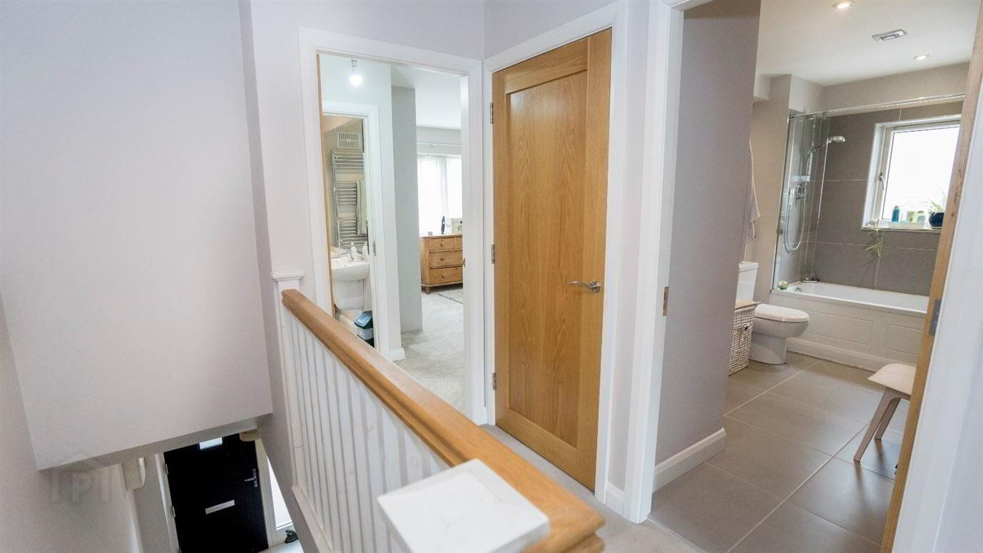6 Hamilton Avenue 11 of 23