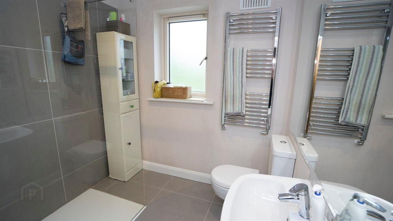 6 Hamilton Avenue 15 of 23