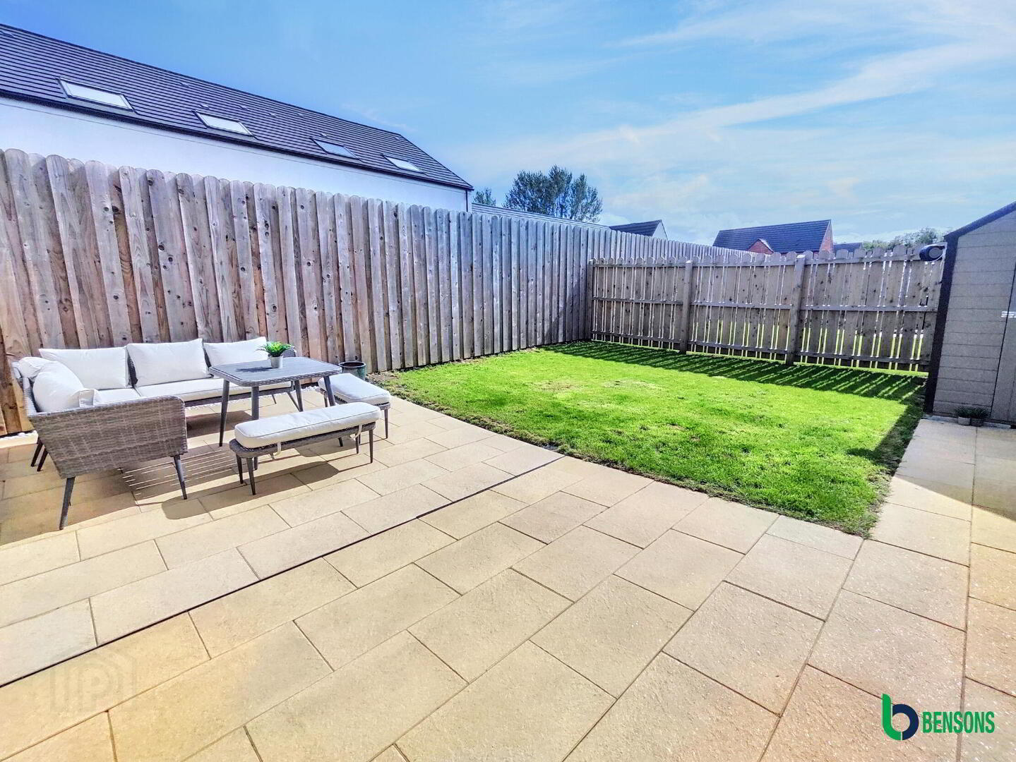 28 Earls Gate Square 21 of 27