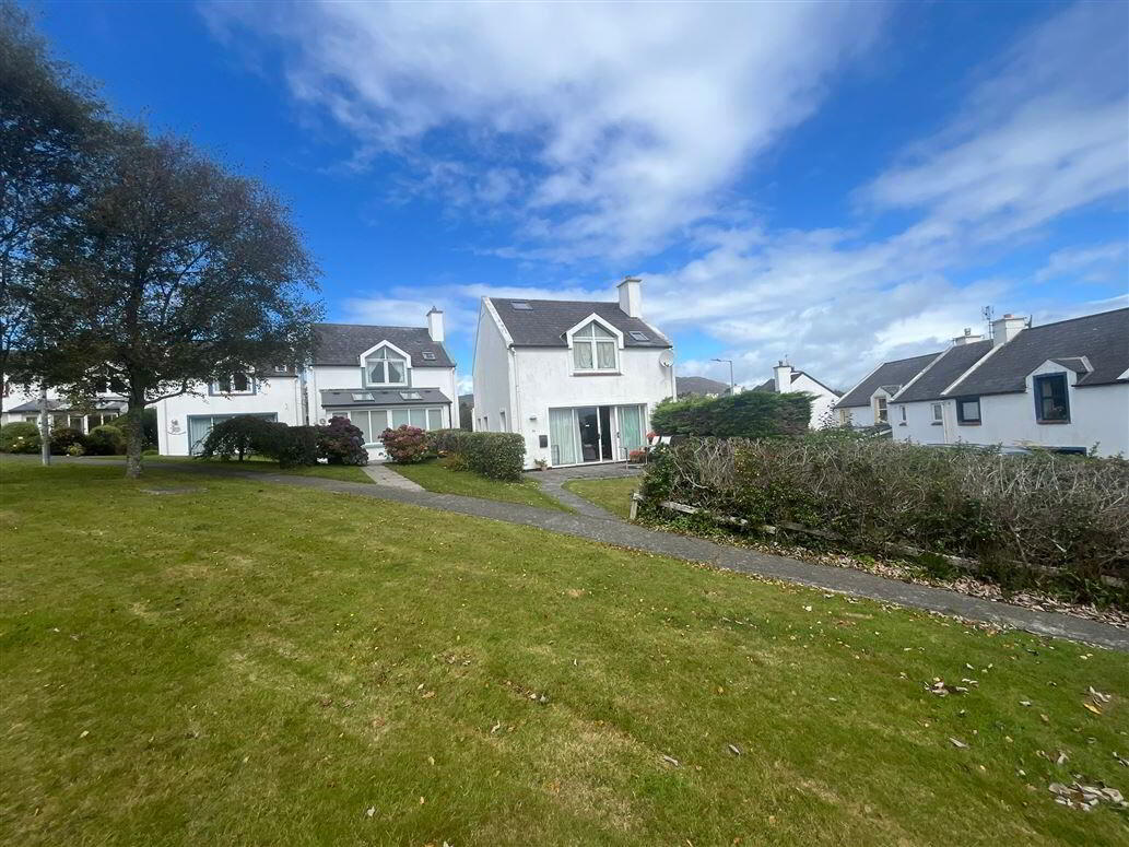 Bullfinch Cottage, 24 Celtic Cottage 4 of 5