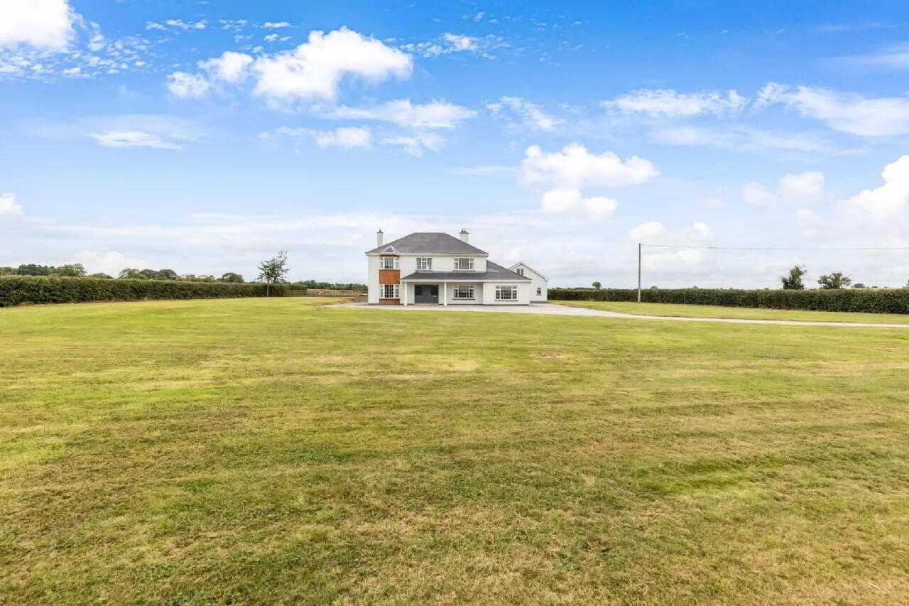 Fairyhouse Lodge 7 of 36