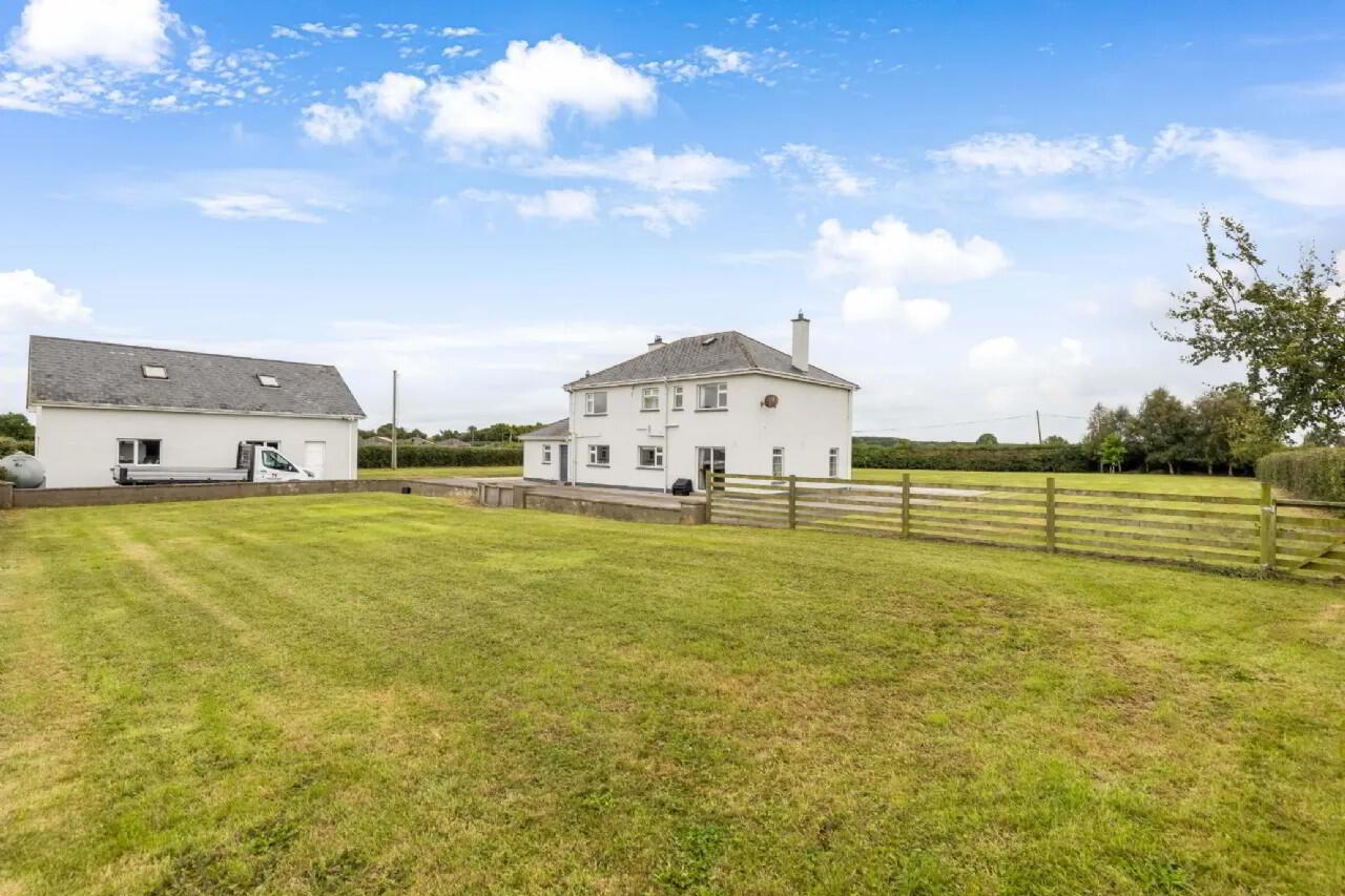 Fairyhouse Lodge 12 of 36