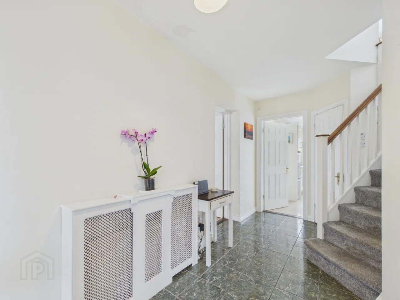 21 Cluain Glas 3 of 28