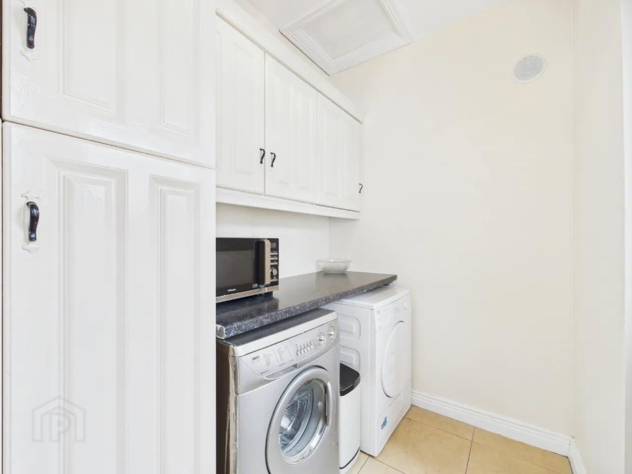 21 Cluain Glas 11 of 28