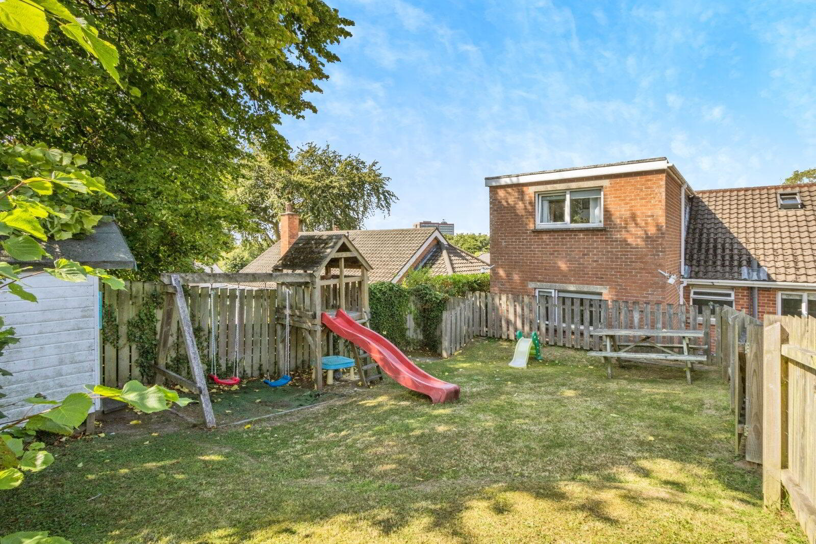 3 Brerton Crescent 24 of 26