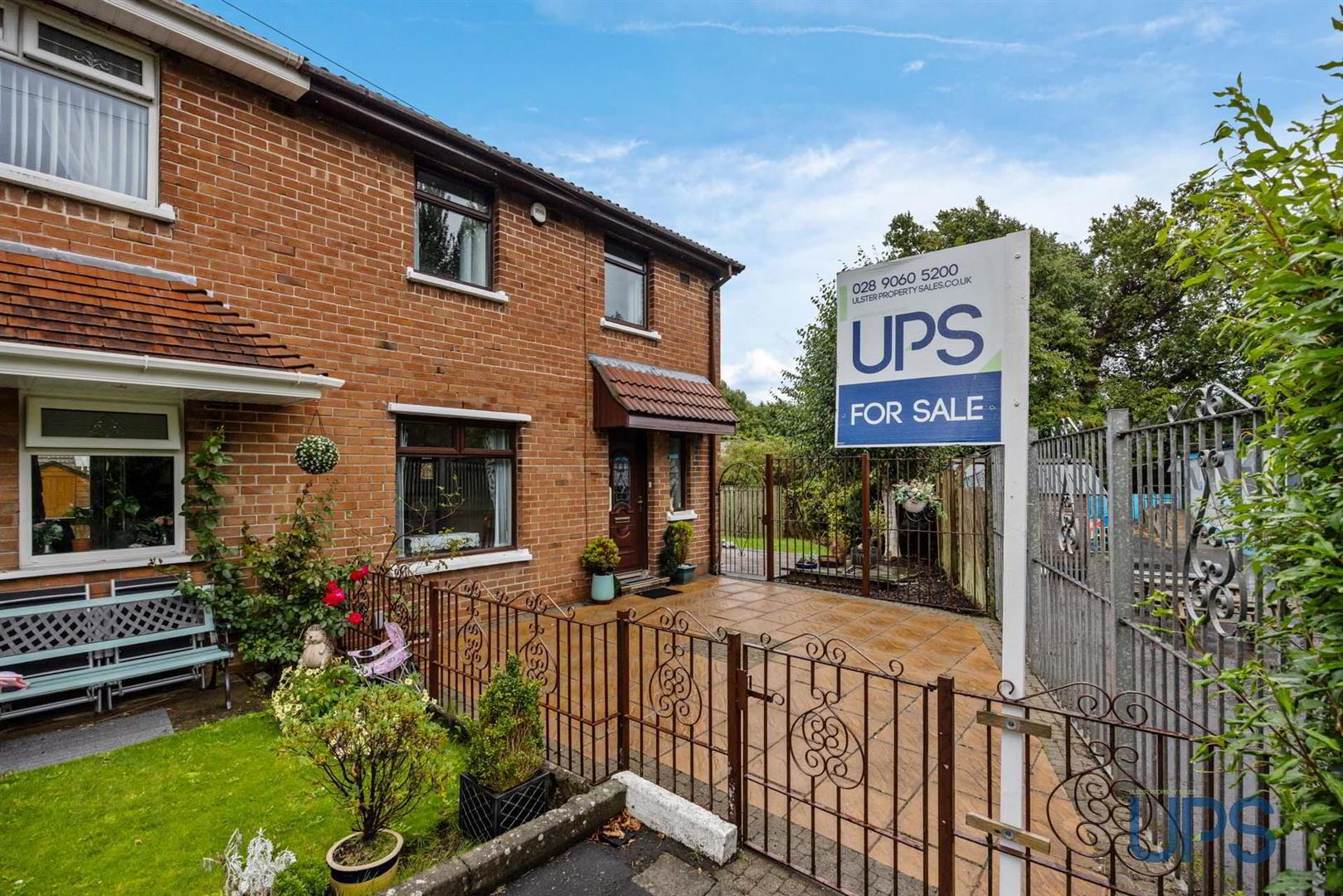 88 Andersonstown Park West 3 of 24