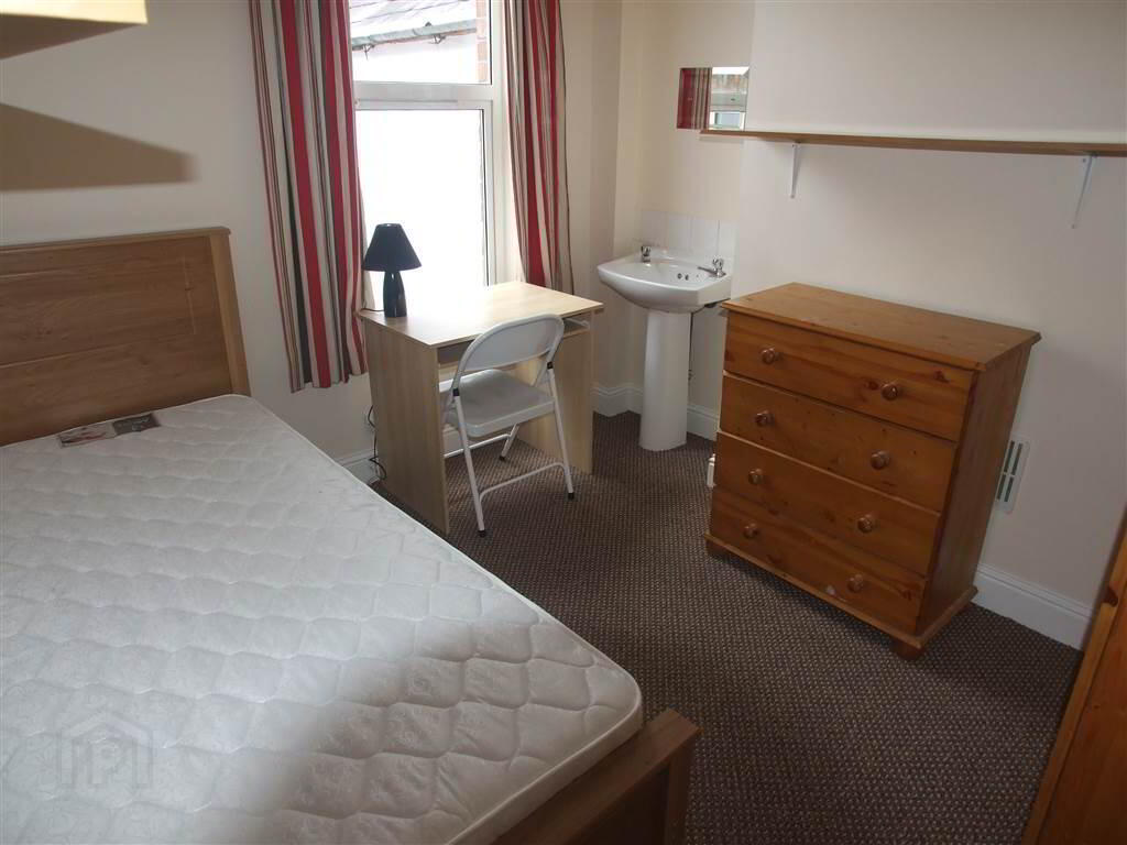 24 Stranmillis Gardens 7 of 8