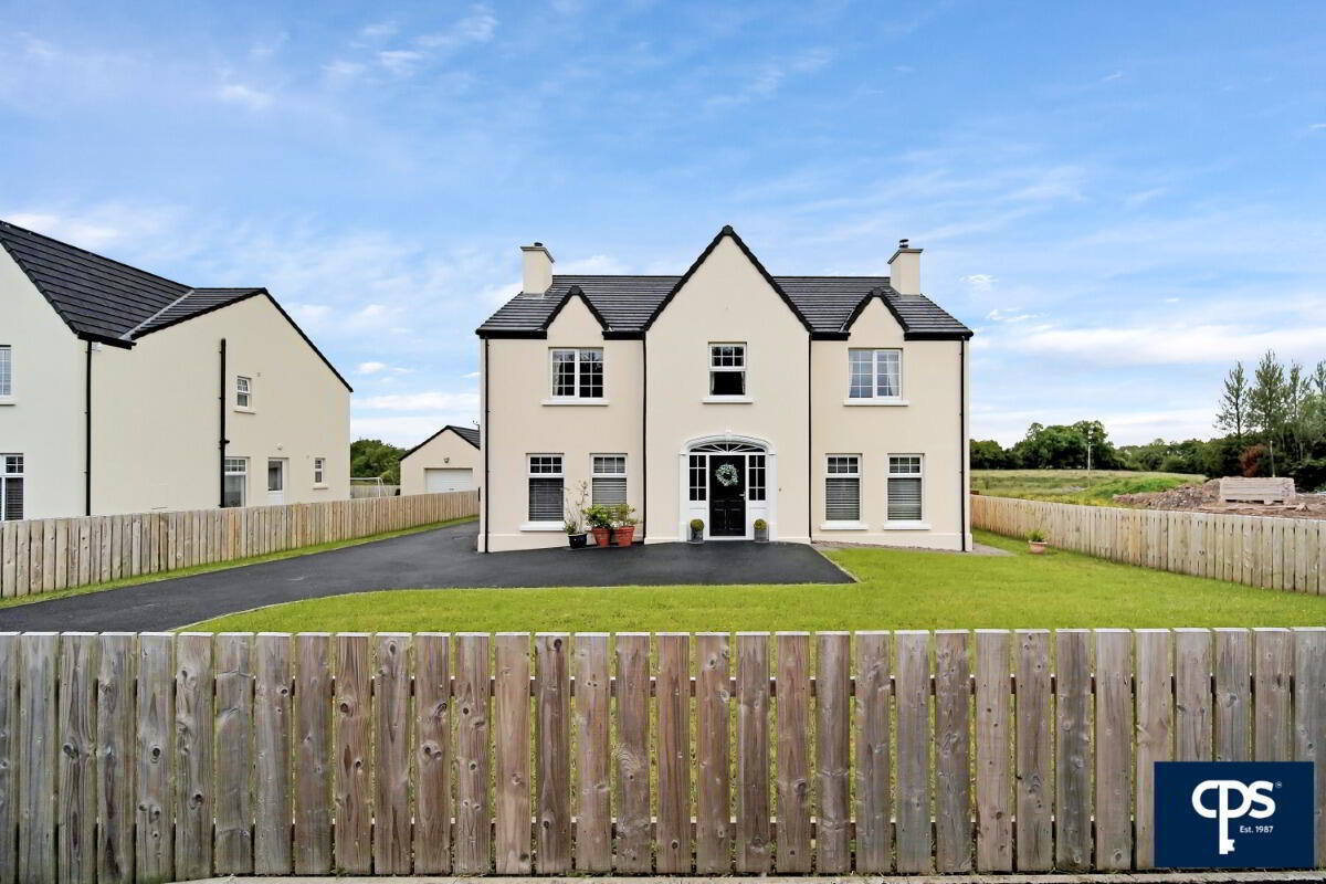 28 Ballinamullan Road 1 of 51