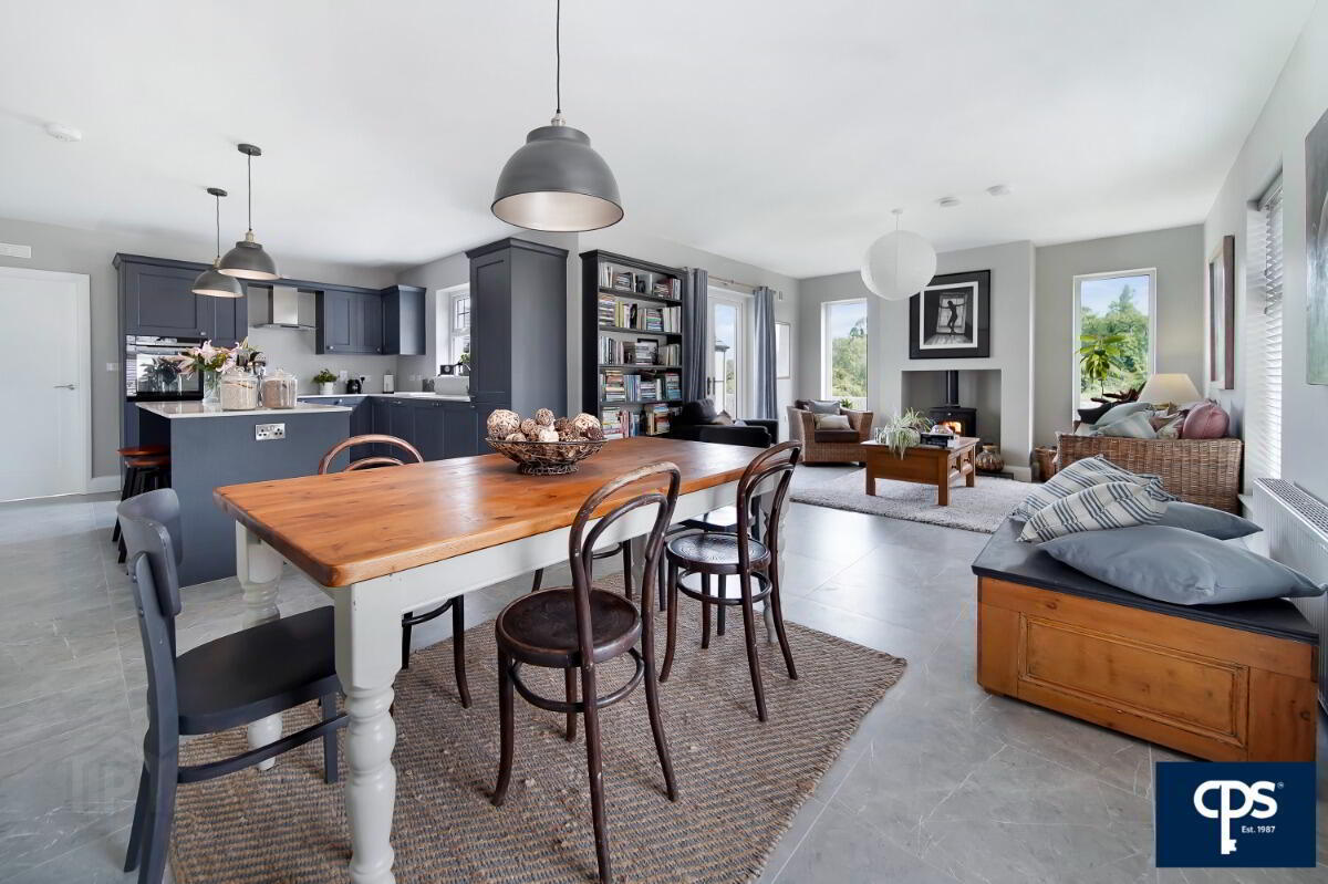 28 Ballinamullan Road 15 of 51