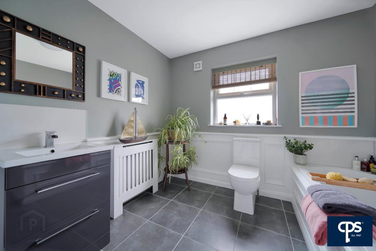 28 Ballinamullan Road 41 of 51