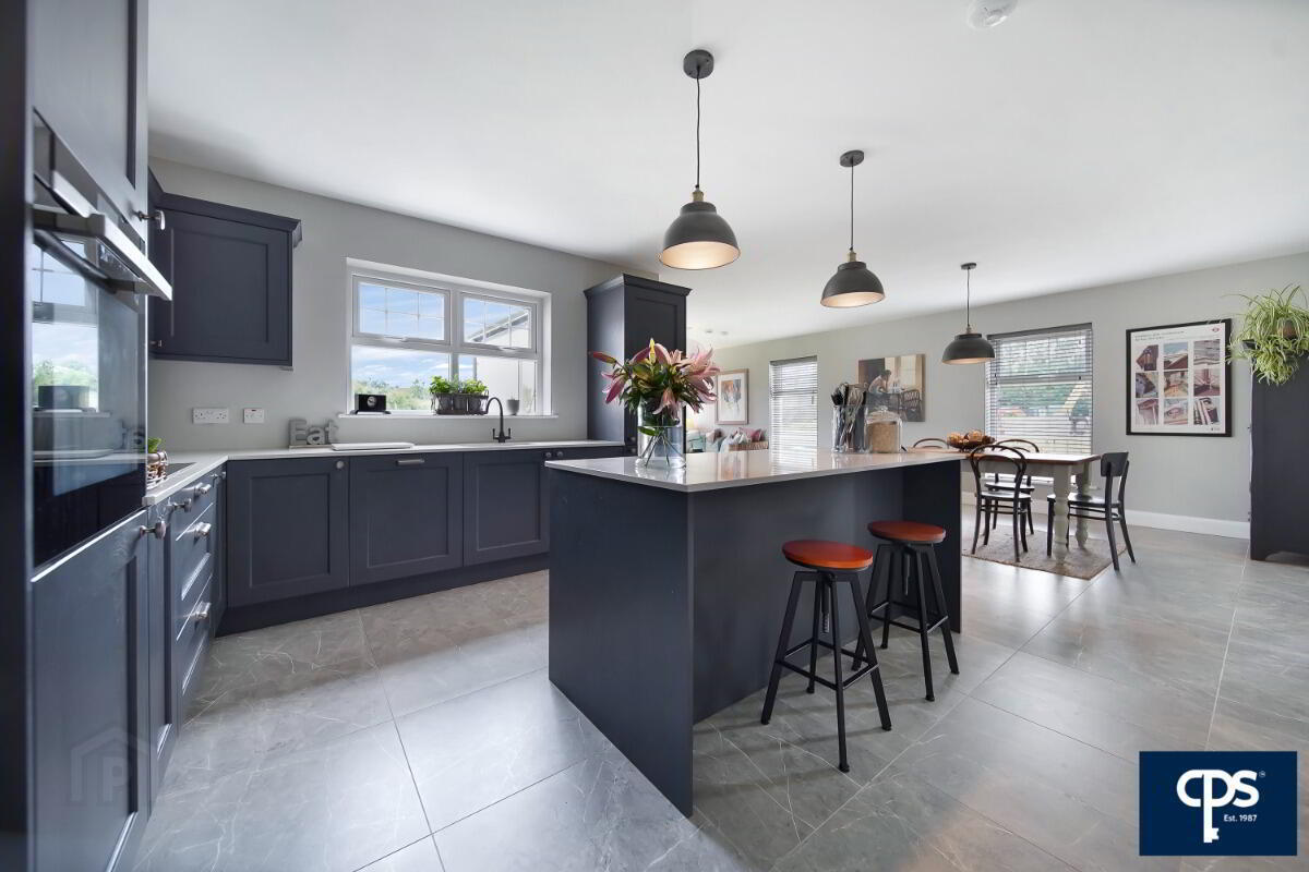 28 Ballinamullan Road 19 of 51
