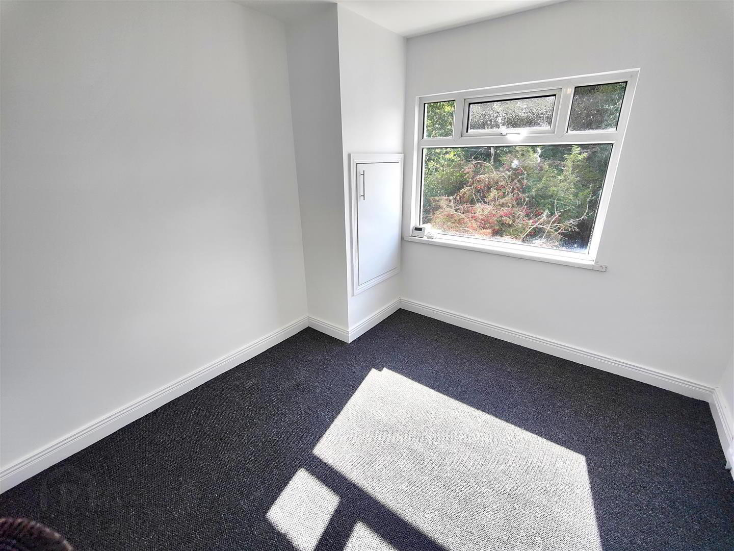 662 Oldpark Road 23 of 29