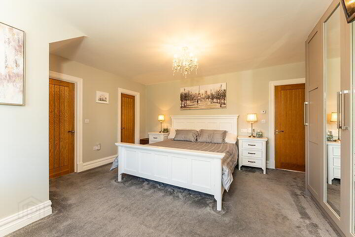 Roestown 14 of 44