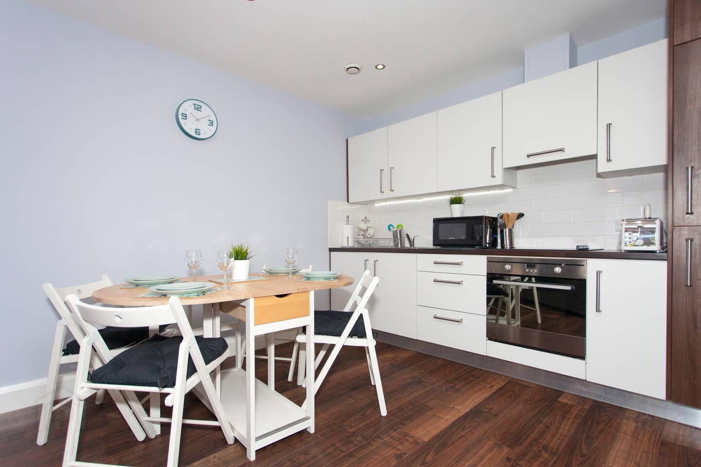 Apartment 2, 62 A Templemore Avenue 5 of 7