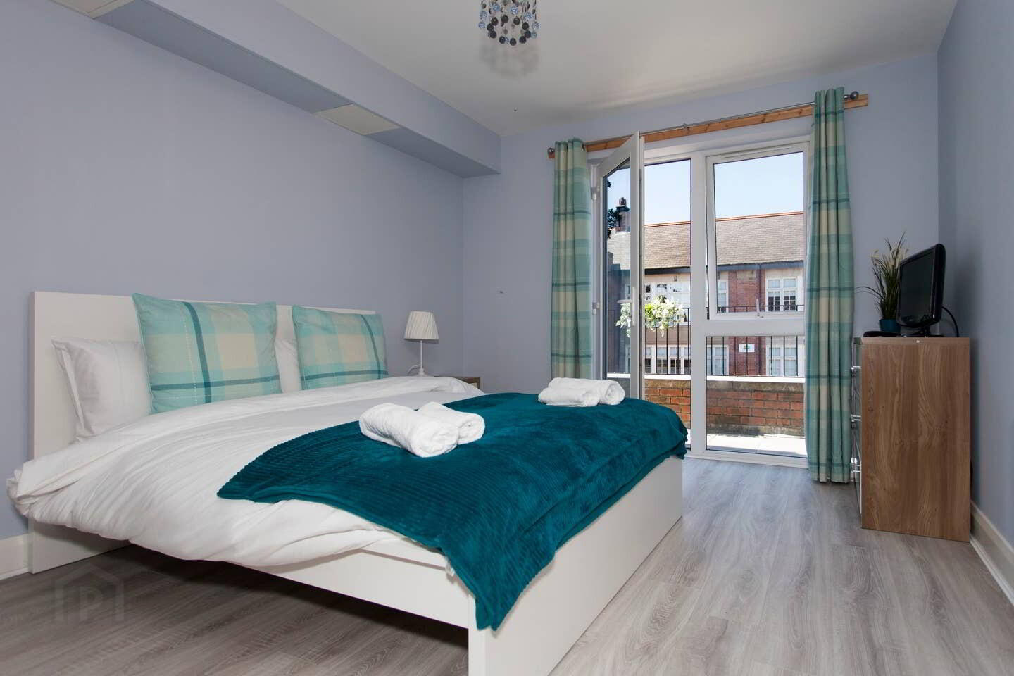 Apartment 2, 62 A Templemore Avenue 6 of 7