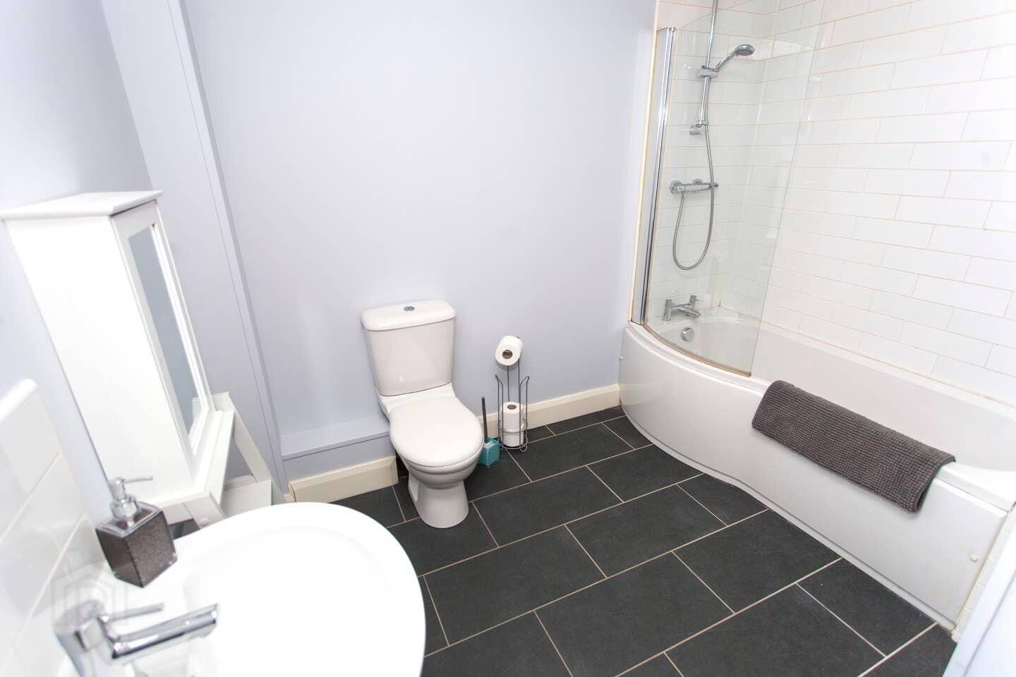 Apartment 2, 62 A Templemore Avenue 7 of 7