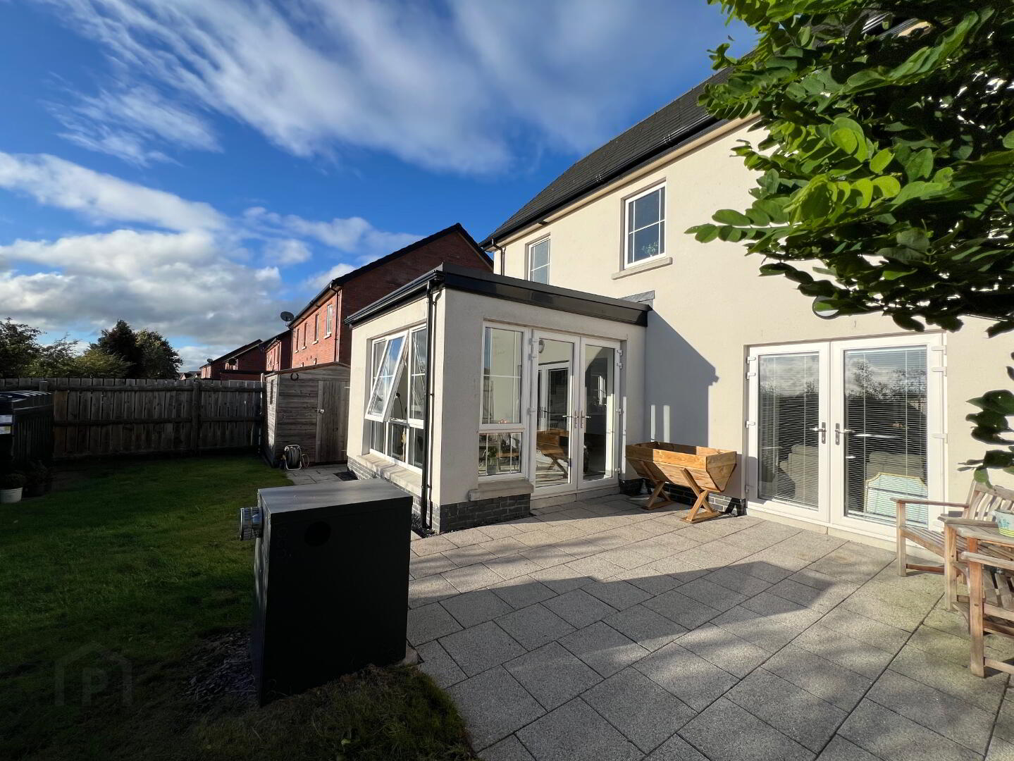 property description image