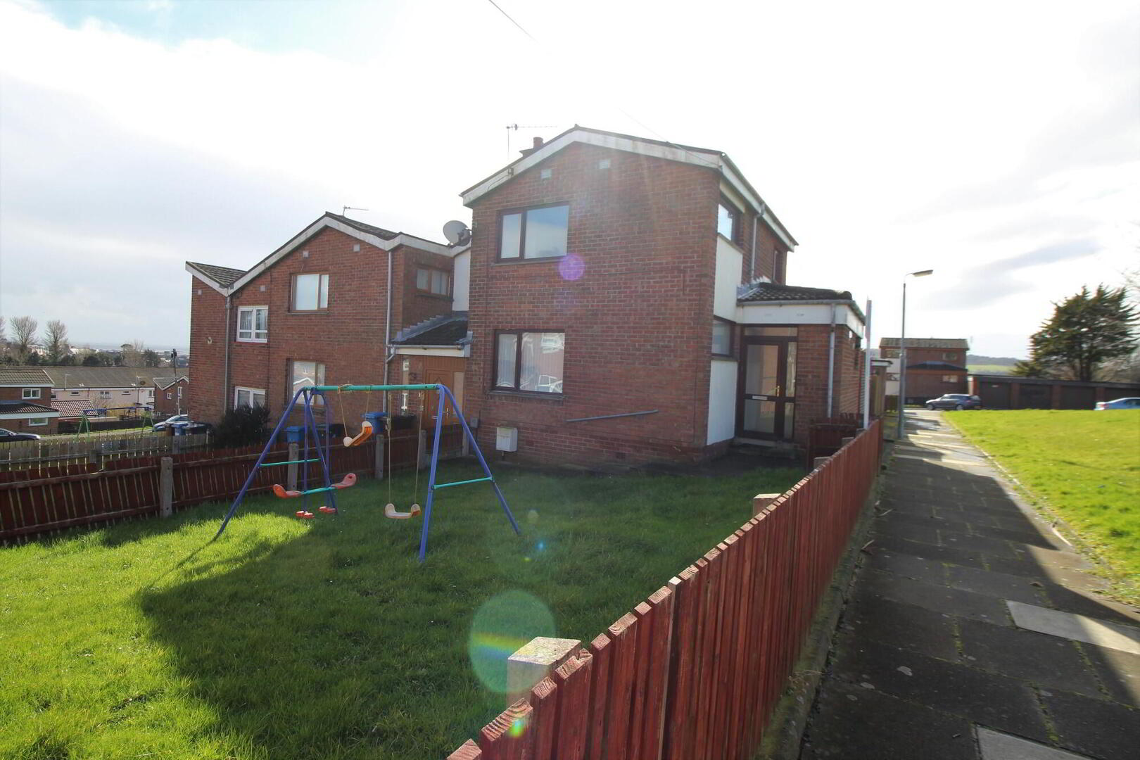 1 Dicksonia Drive 1 of 10