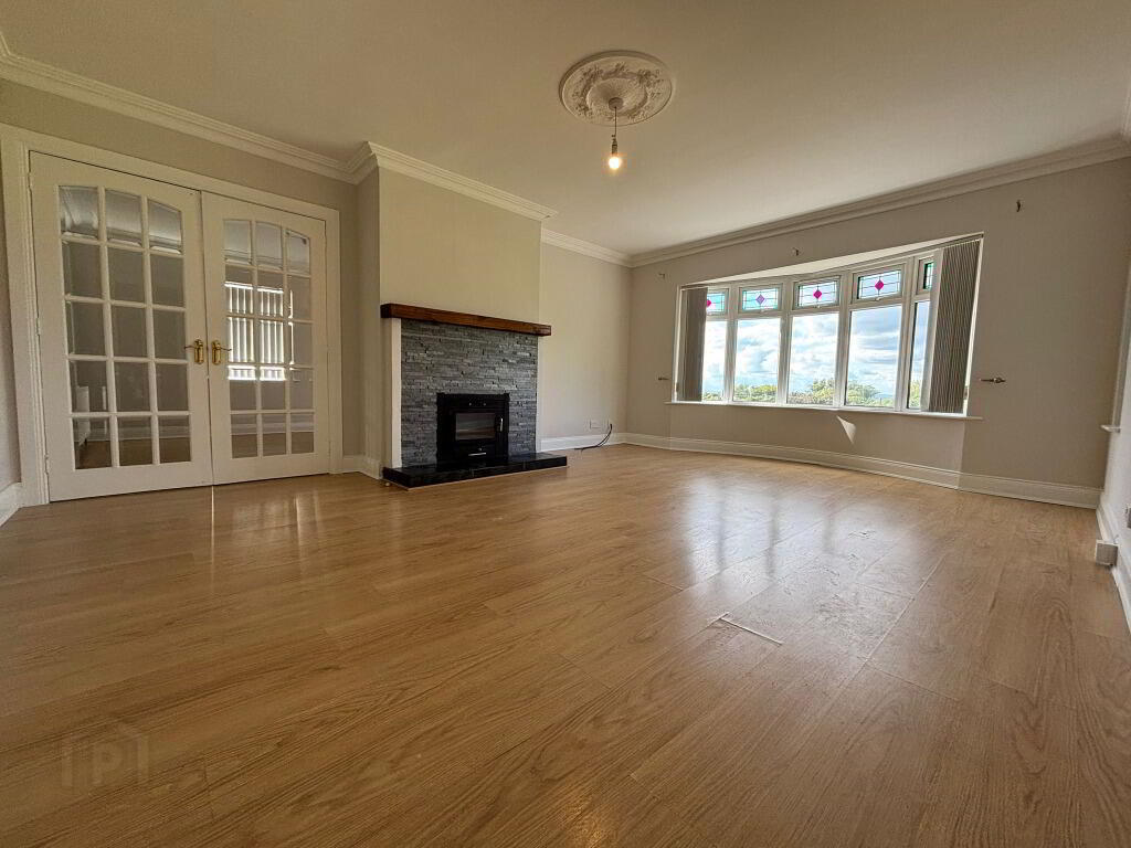 22c Derrymore Road 5 of 24