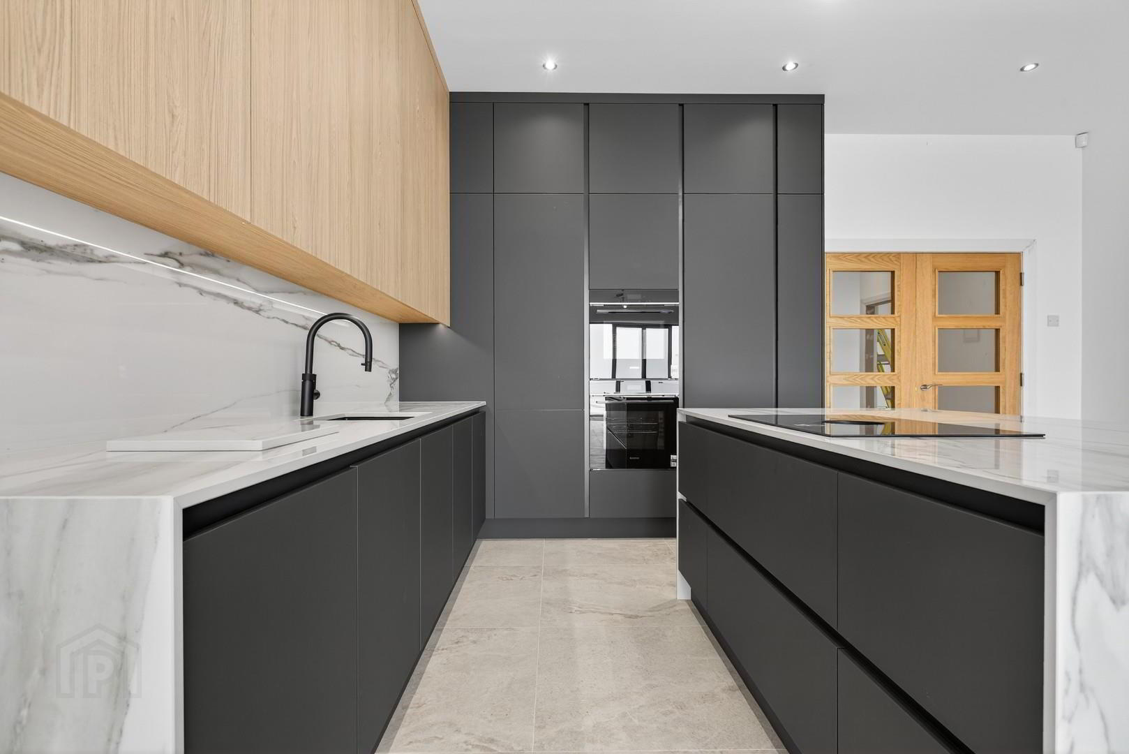 Penthouse, 69 Causeway Street 3 of 32