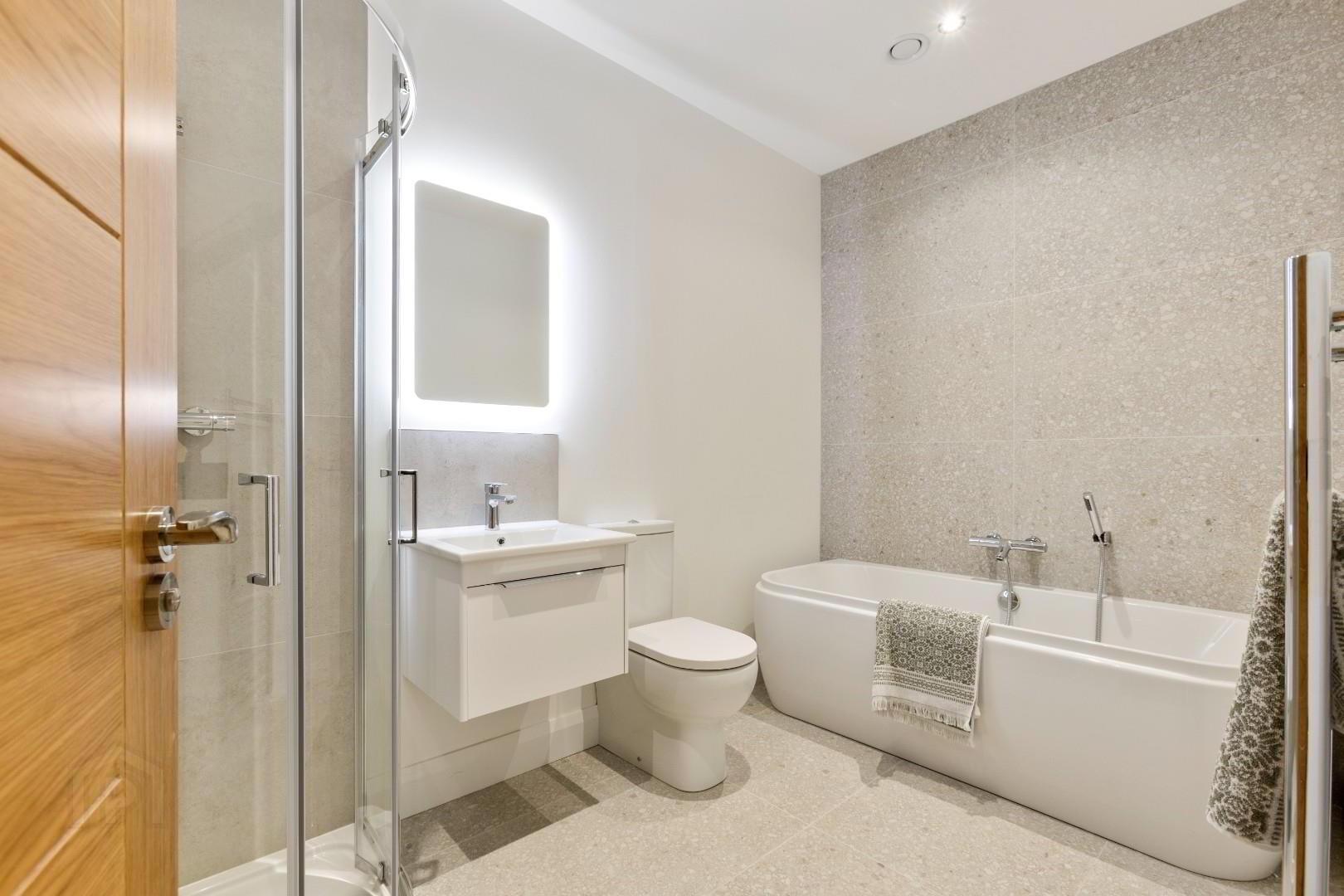 Penthouse, 69 Causeway Street 22 of 32