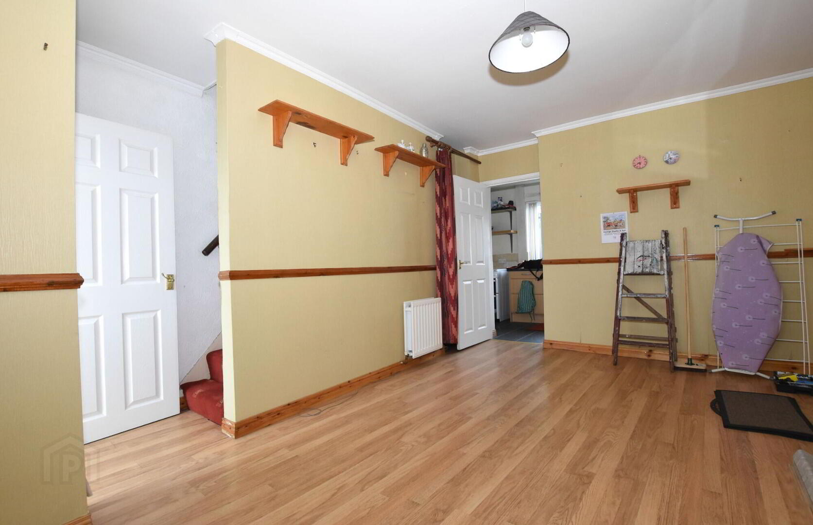 12 Roden Street 5 of 19