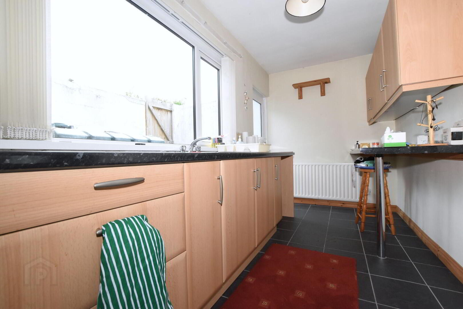 12 Roden Street 8 of 19