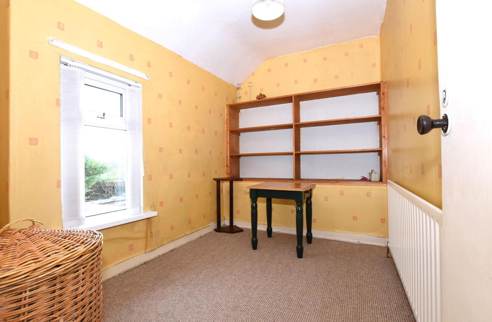 12 Roden Street 11 of 19
