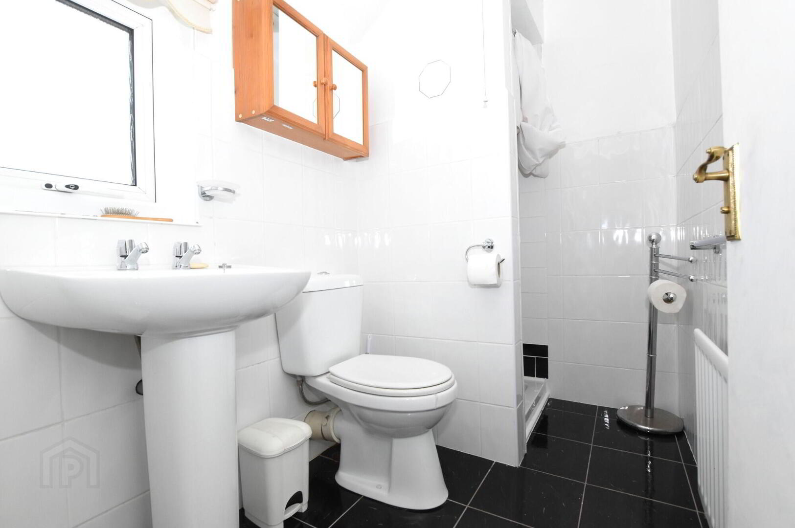 12 Roden Street 18 of 19