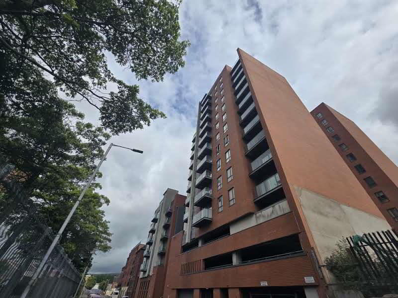 Apt 27 The Merchant Building, 11 Princes Dock Street 3 of 10