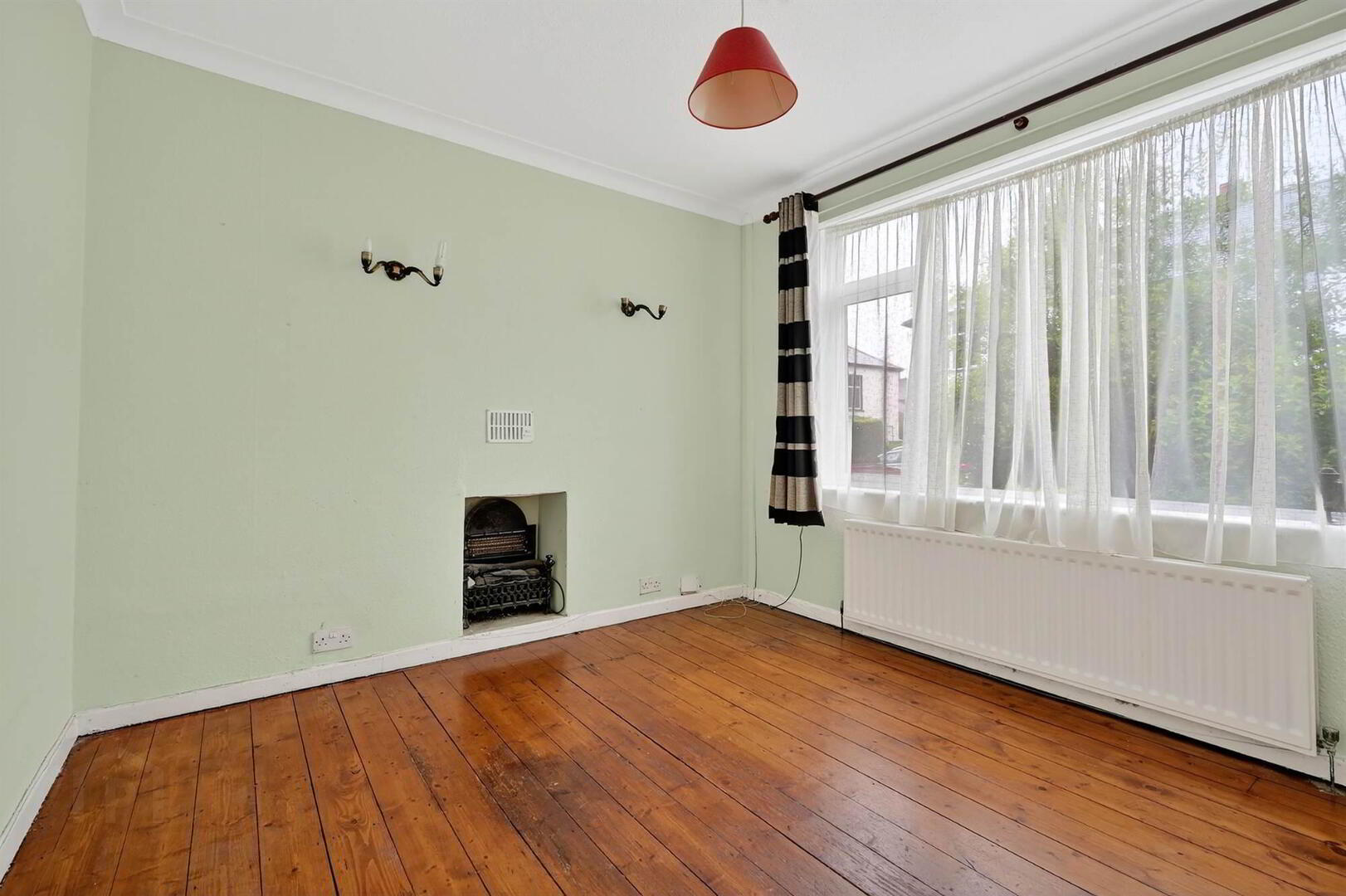 98 Marlborough Park Central 5 of 17