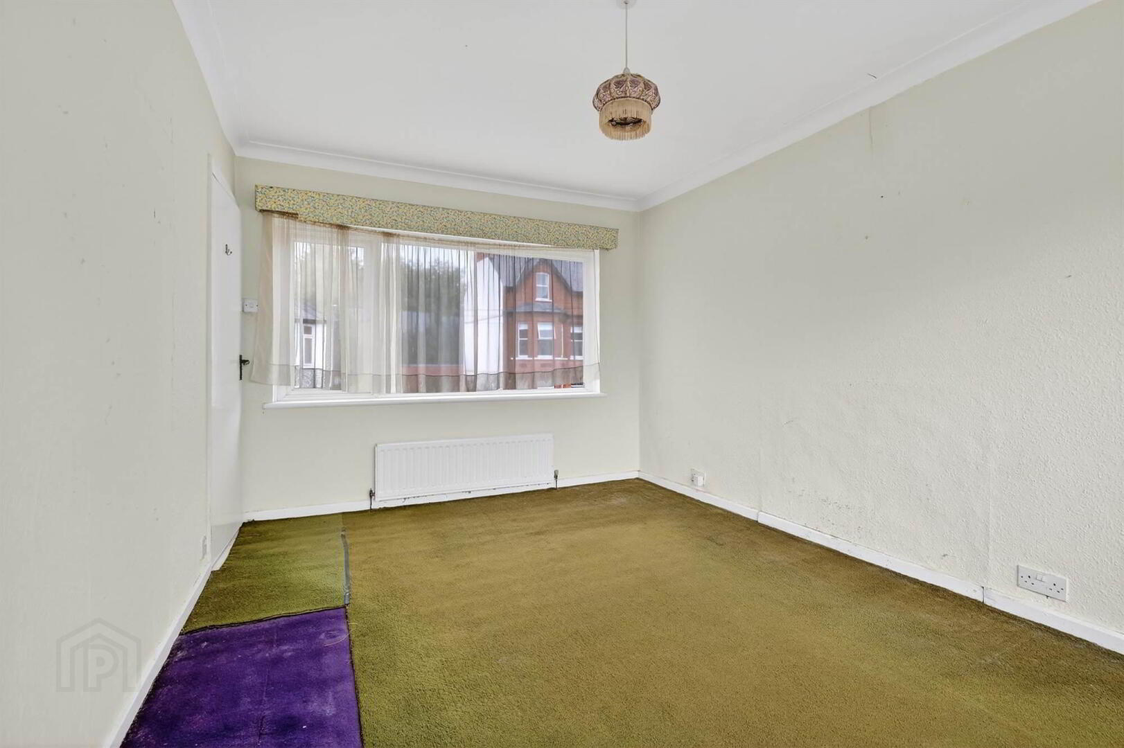 98 Marlborough Park Central 11 of 17