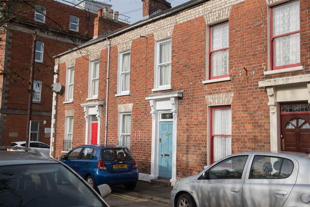 27 Malone Place 1 of 14