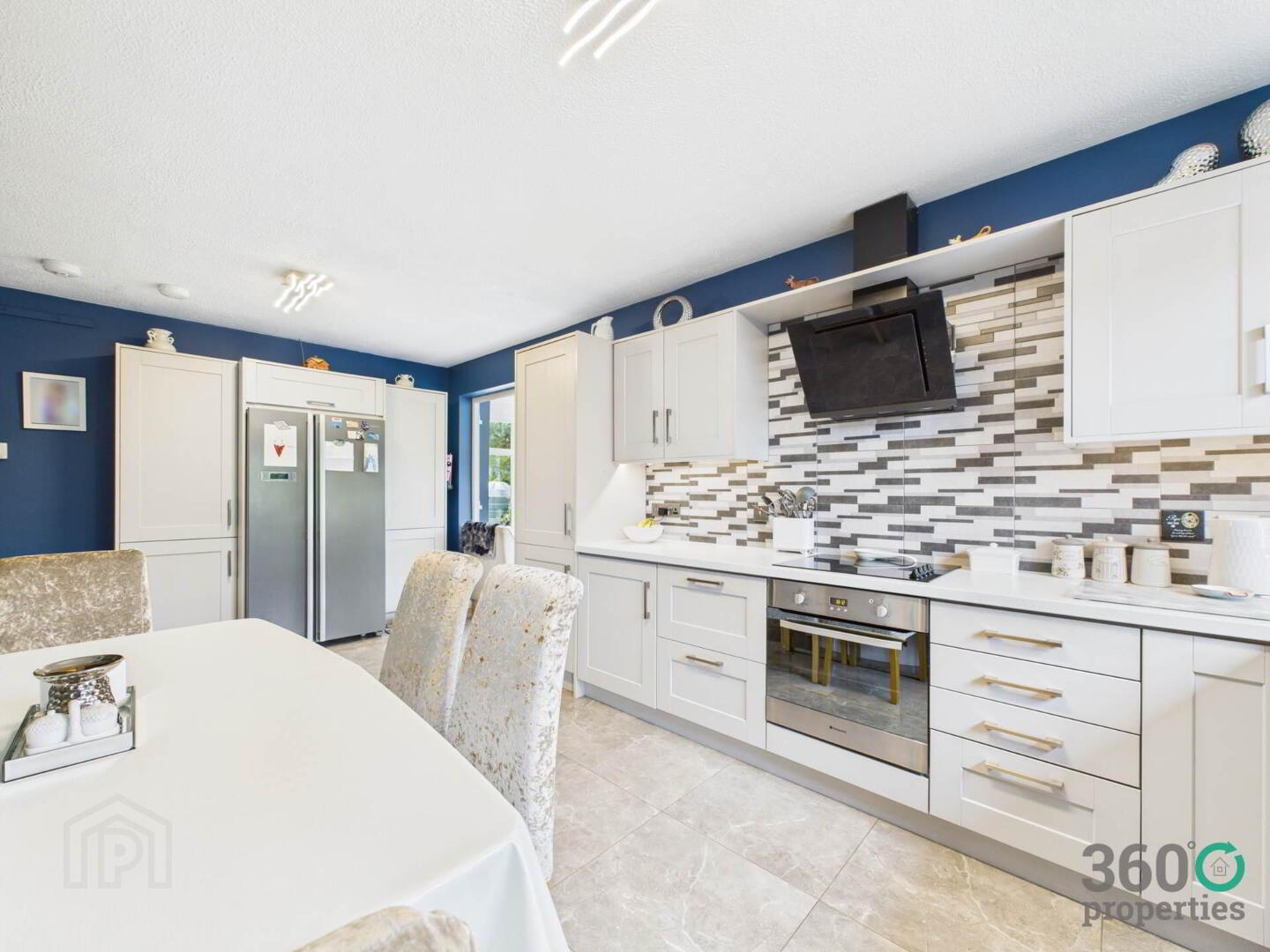 22 Tullynahinnion Road 6 of 35