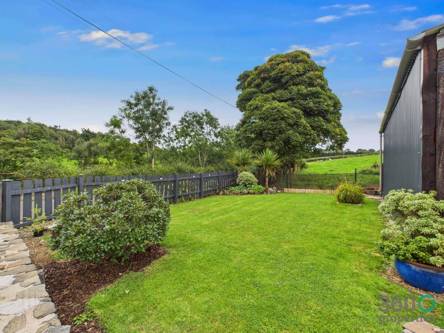 22 Tullynahinnion Road 23 of 35