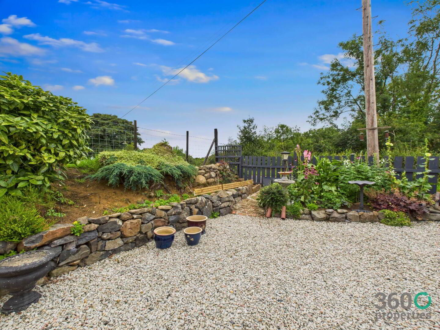 22 Tullynahinnion Road 33 of 35