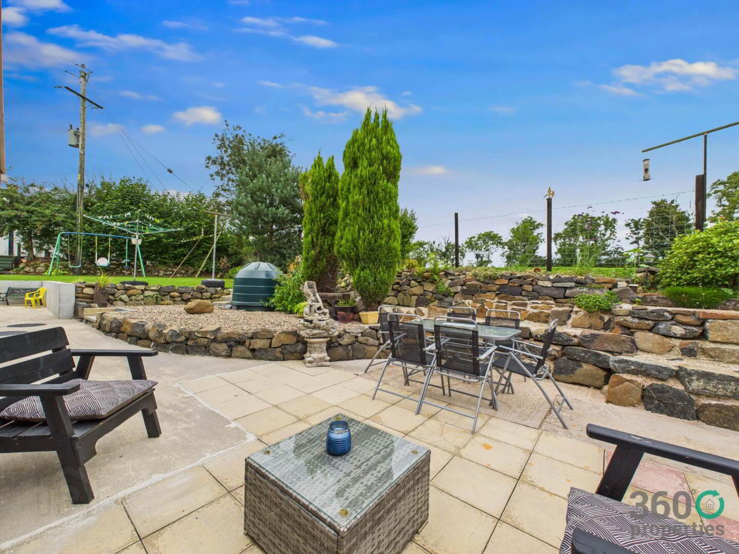 22 Tullynahinnion Road 29 of 35