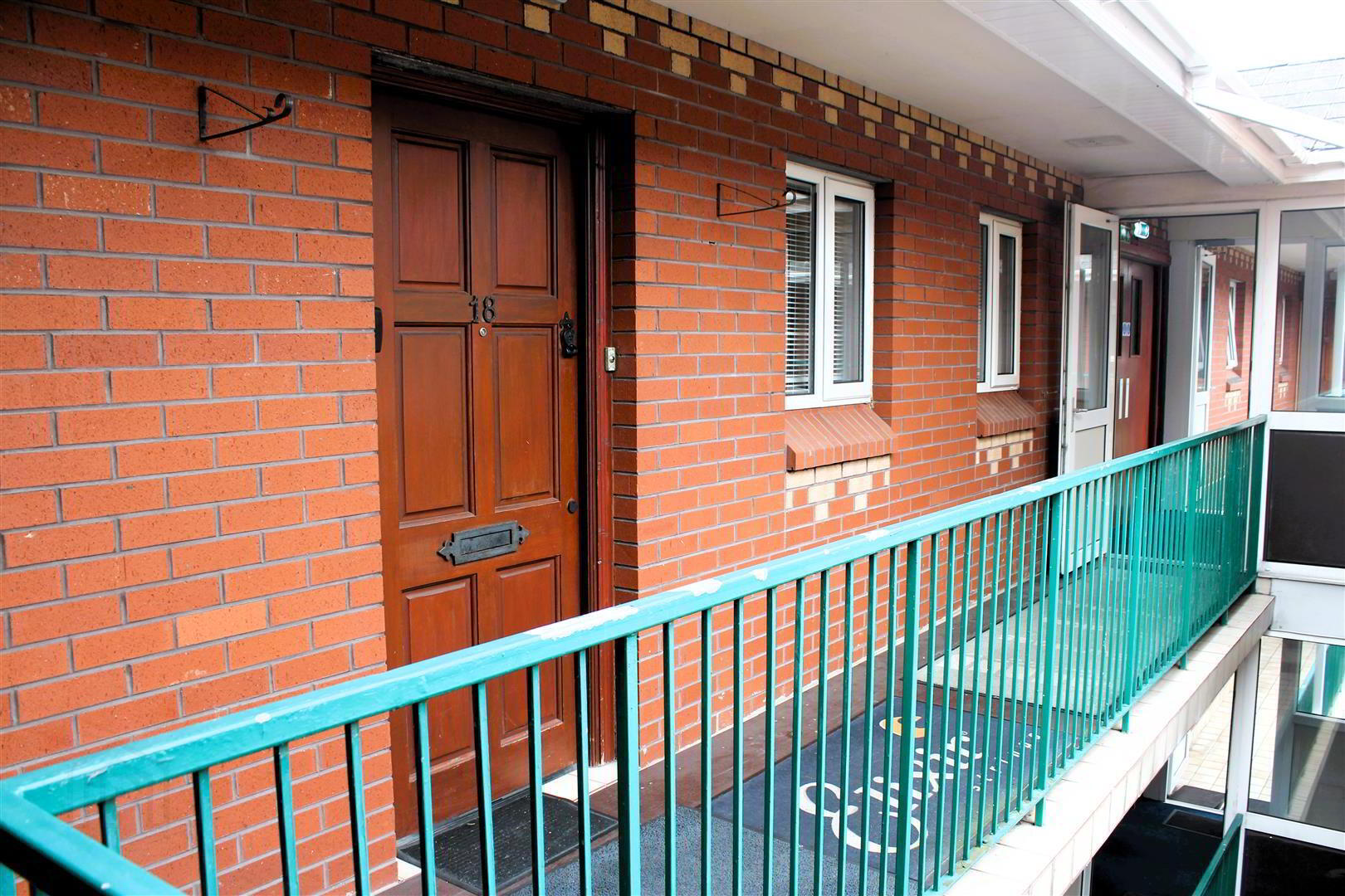 Flat, 18 O'Neills Place 2 of 12