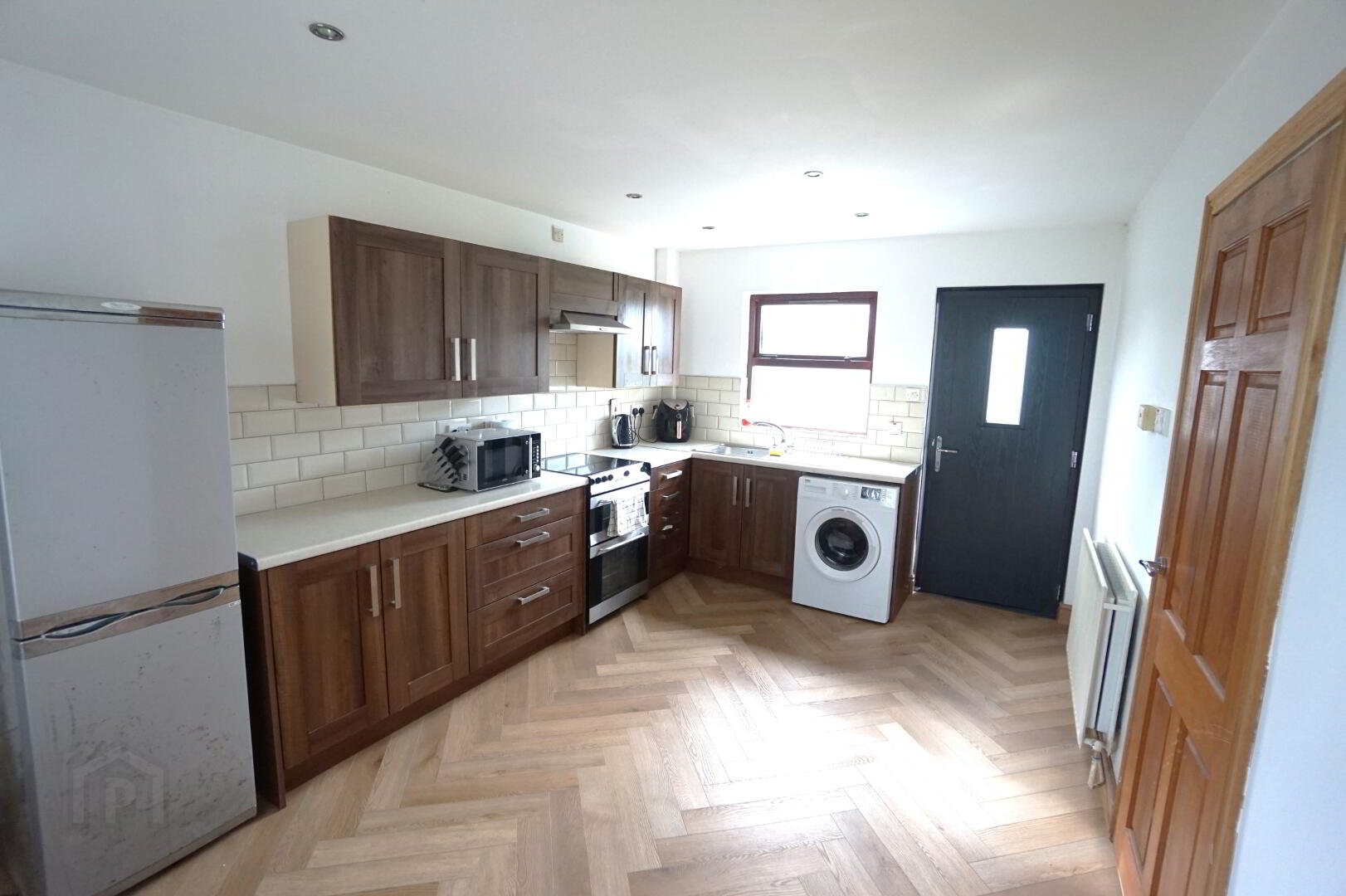 23 Halfpenny Gate Road 5 of 10
