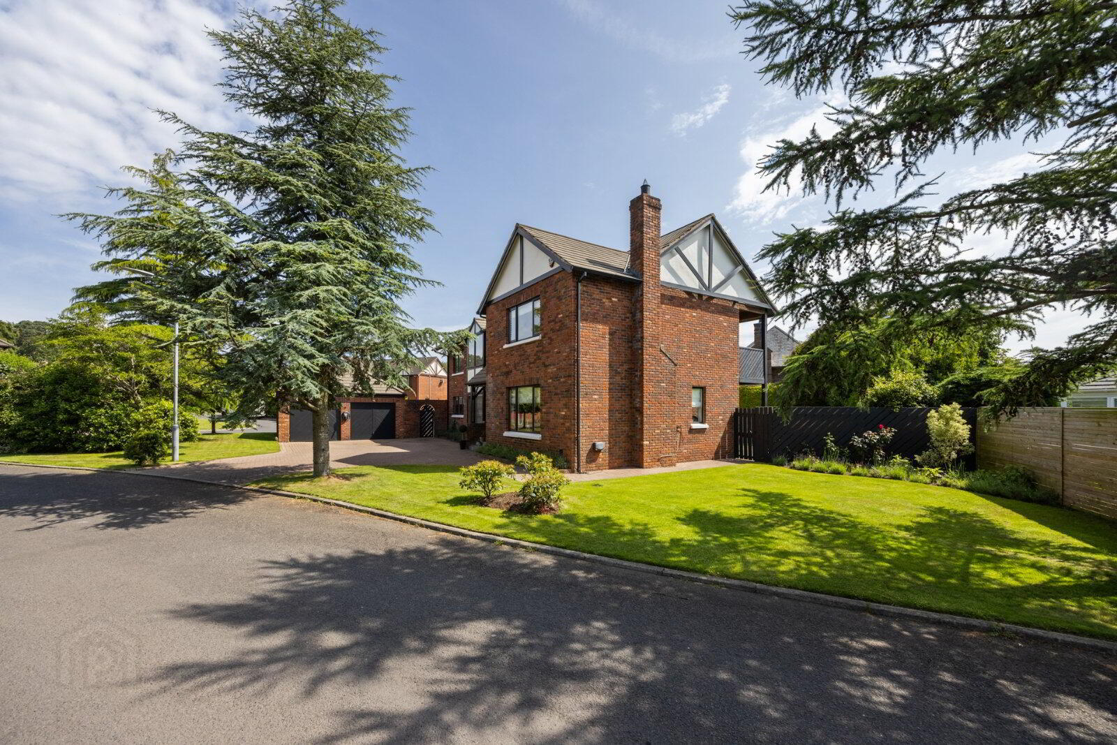 property description image