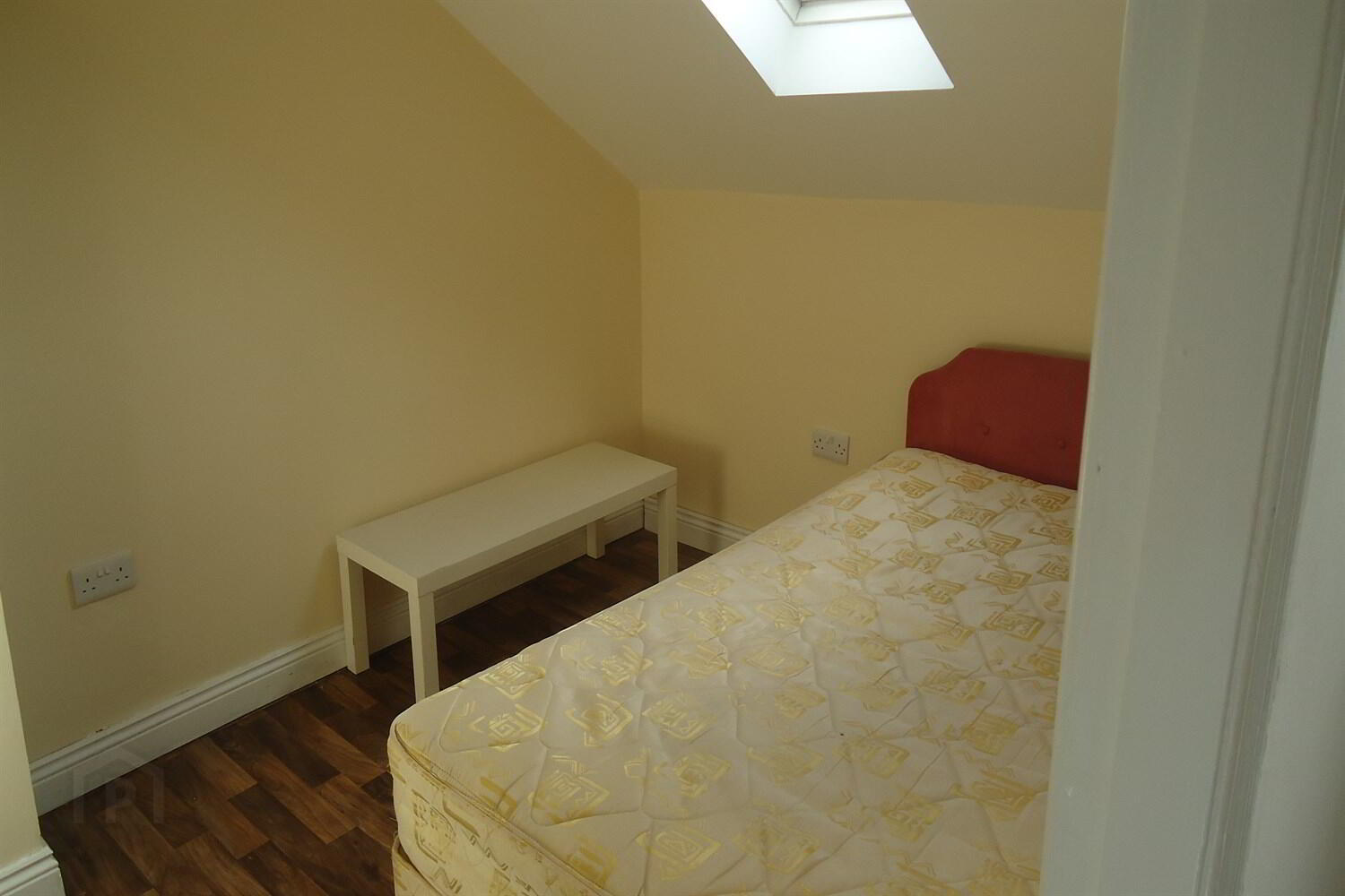 10 Oakman Street 10 of 14