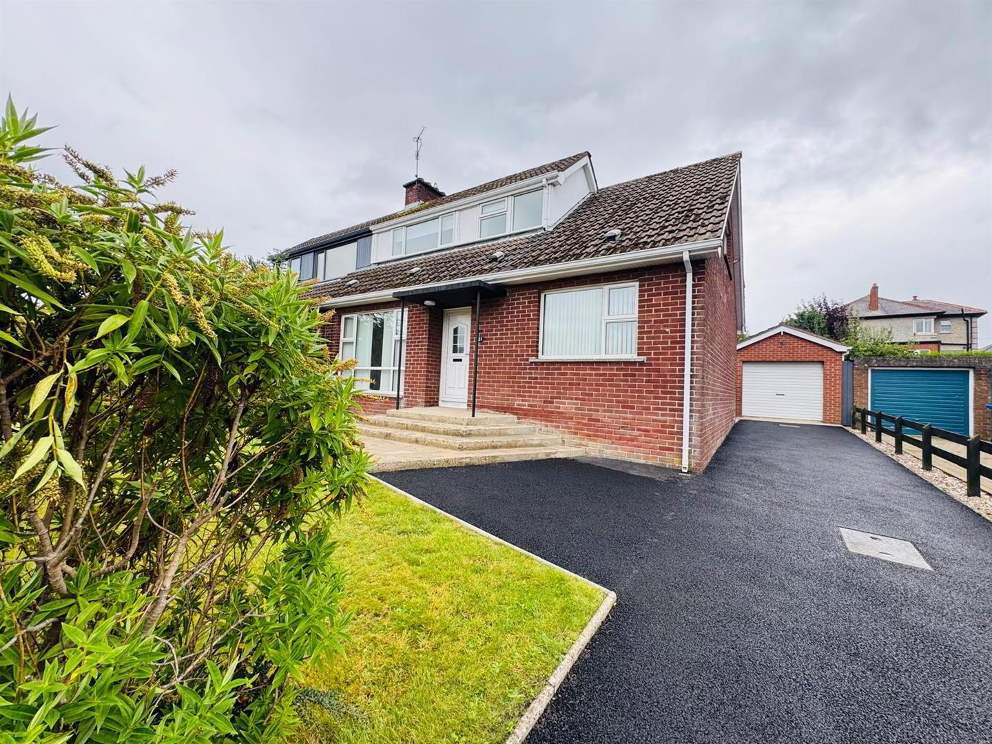 property description image