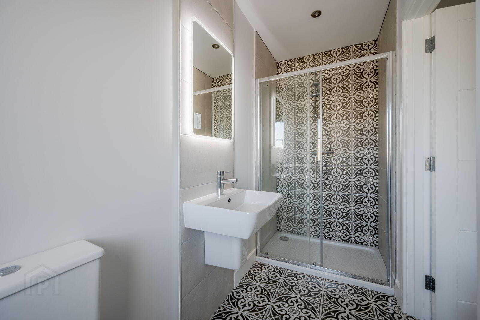 37 Rocklyn Walk 14 of 20