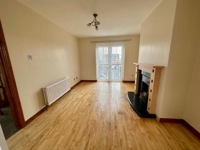 18 Mount Eagles Square 4 of 12