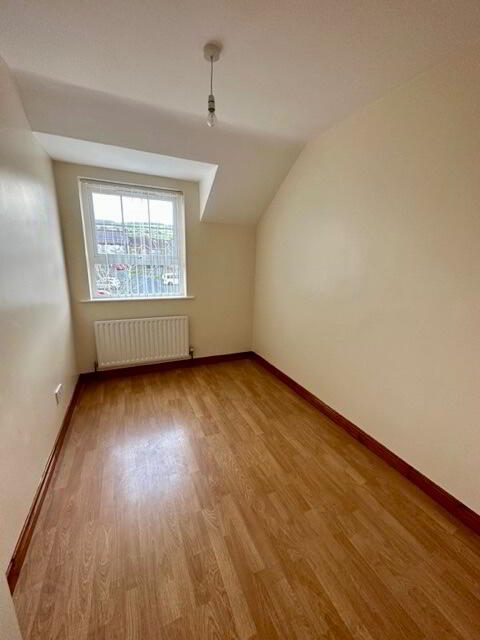 18 Mount Eagles Square 7 of 12