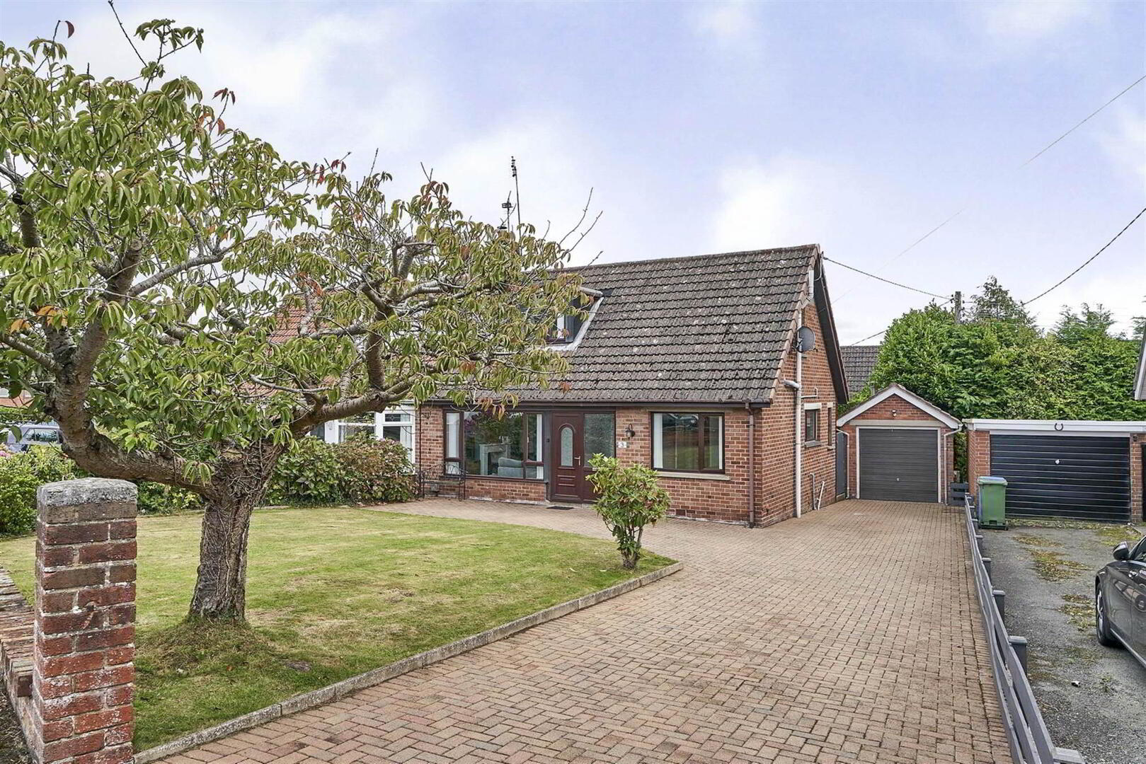 3 Innisfayle Crescent 1 of 20