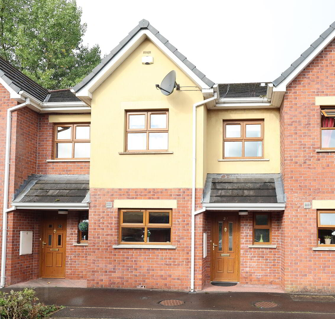 37 Parkmount 1 of 17